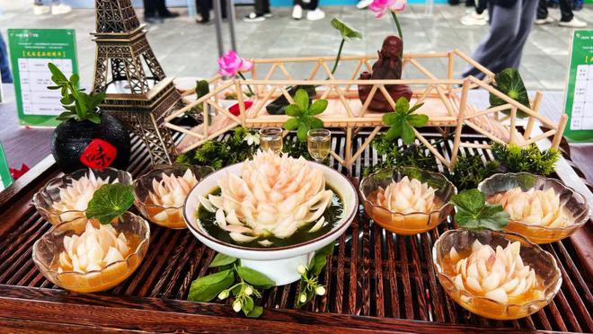 食药同源 健康共享|宁强举行2024年天麻美食节(图3) 食药同源 健康共享|宁强举行2024年天麻美食节(图3)