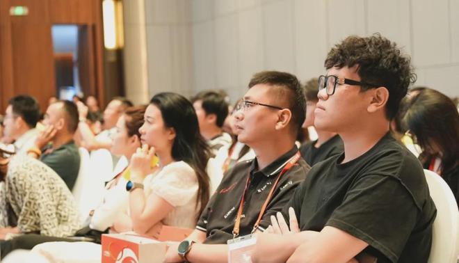 一八供应链:从本土到全球一场快时尚产业的逆袭之旅!(图7) 一八供应链:从本土到全球一场快时尚产业的逆袭之旅!(图7)