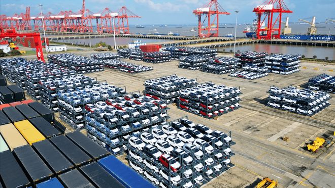 前五个月出口44473亿元超过汽车成为中国出口的最大亮点(图7)